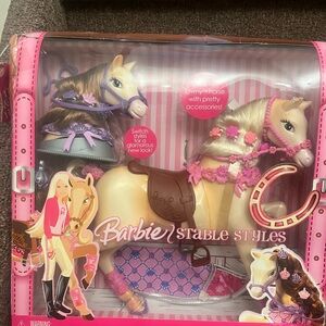 Barbie Stable Styles Cream Horse with Pink Accessories